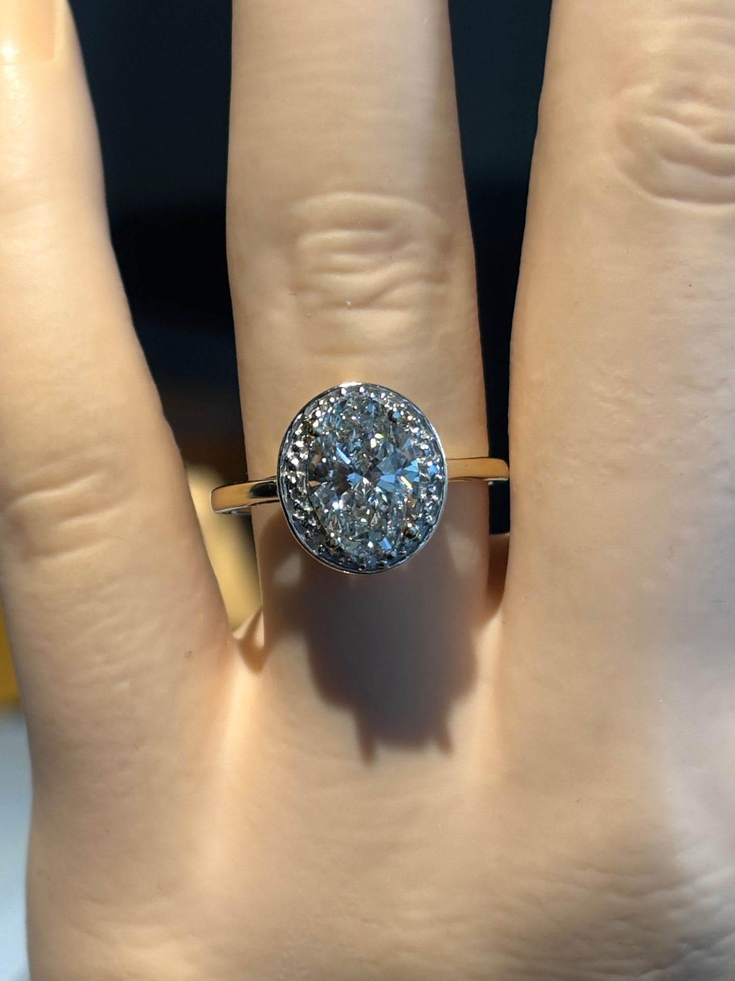 1.77ct genuine IGI lab grown diamond in 10k yellow gold halo setting, size 7