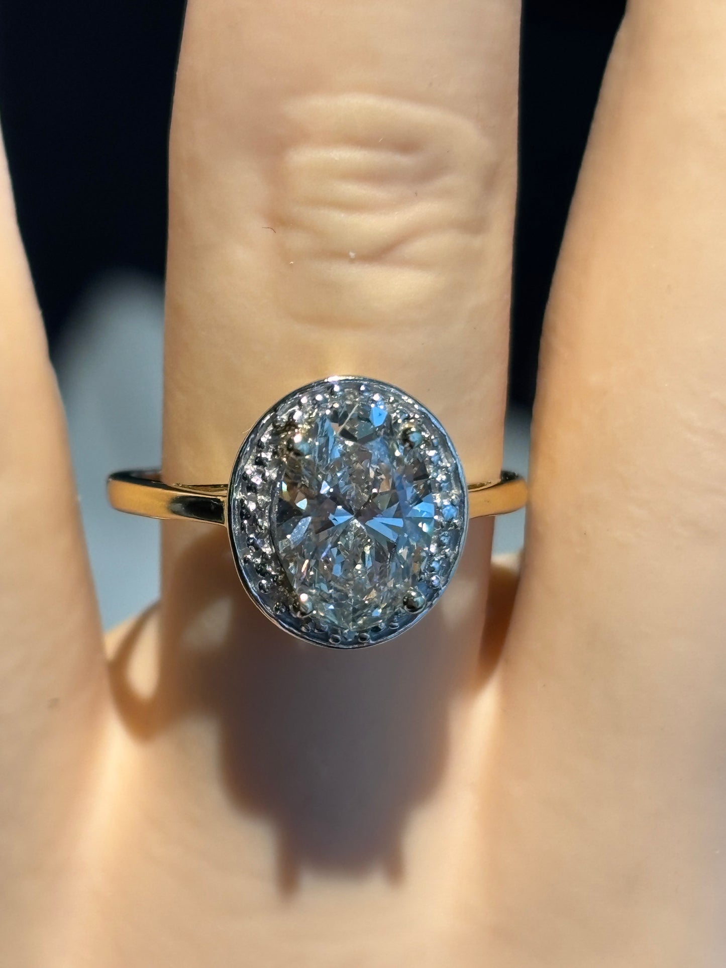 1.77ct genuine IGI lab grown diamond in 10k yellow gold halo setting, size 7