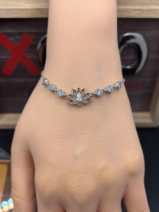 Sterling silver Moissanite & zirconia lotus flower adjustable bracelet