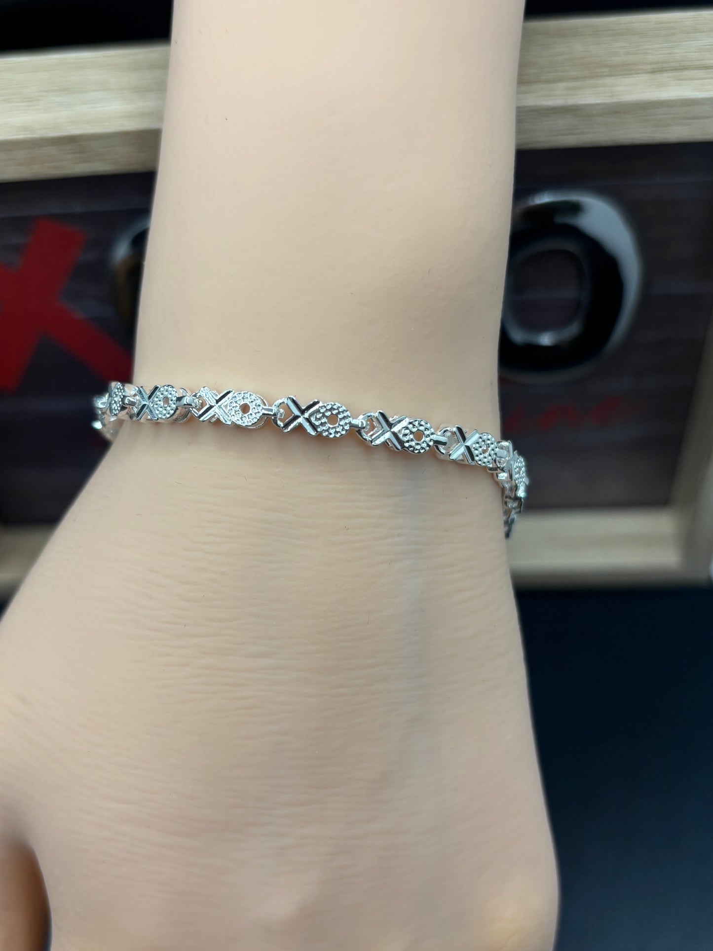 6.5” sterling silver XOXO bracelet