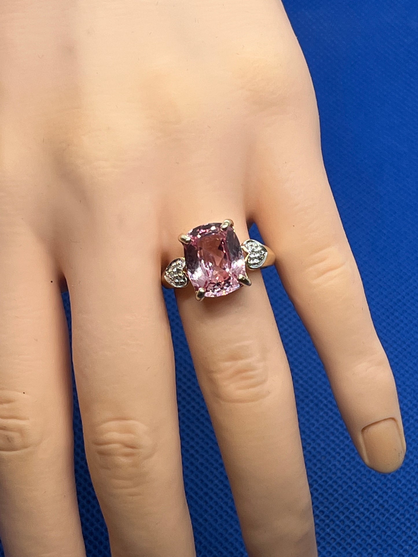 10k yellow gold & genuine Morganite ring