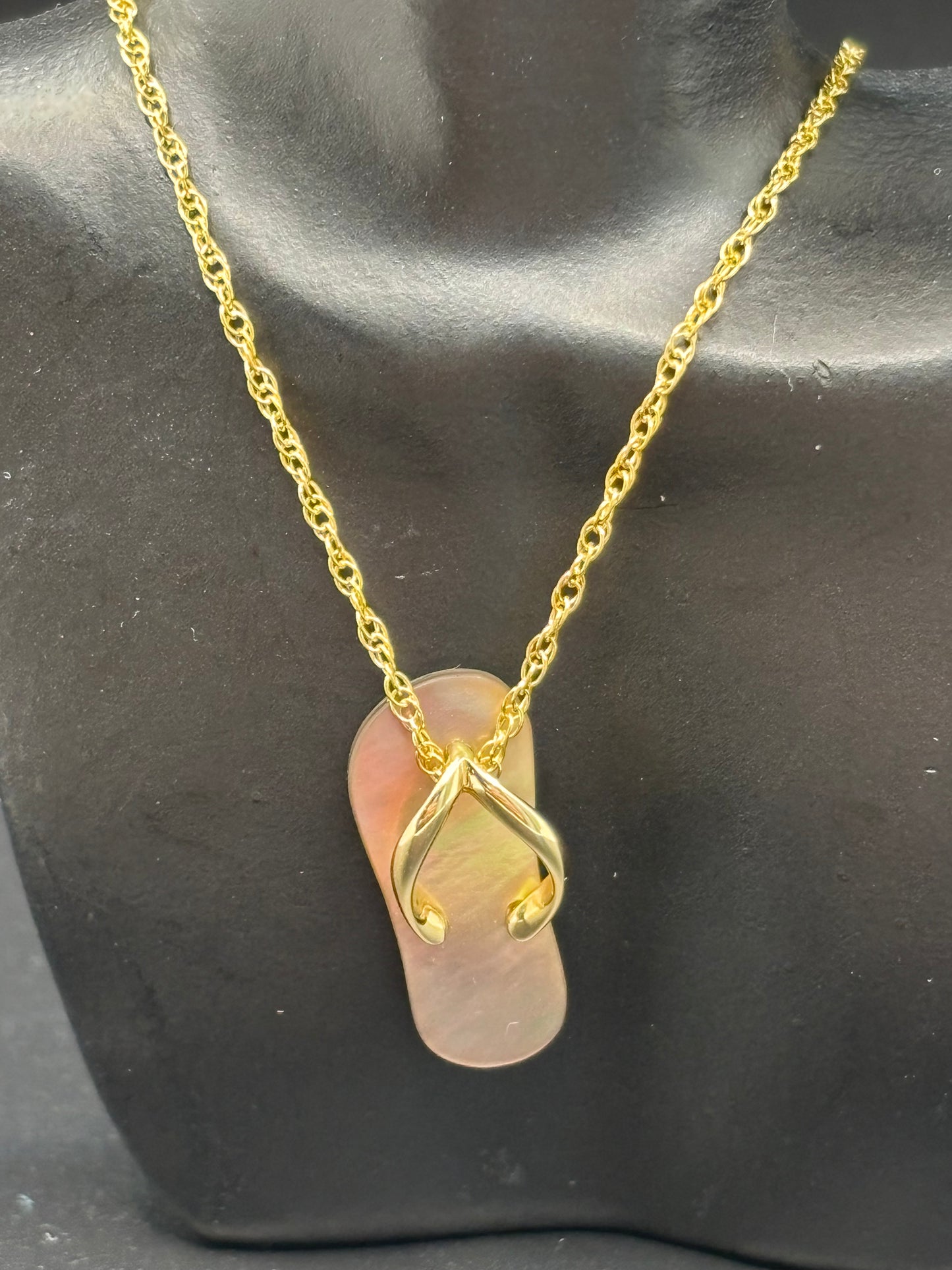 10k yellow gold 18” rope chain with gold & mother of pearl sandal pendant